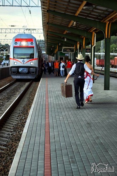 20110615_egle_ir_modestas_traukiniu_stotis_008